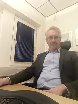 tom-swede online show from January 16, 3:35 pm