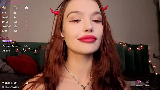 Snapshot of PrettyLilie chatting on November 1, 12:07 pm PrettyLilie online show from November 1, 12:07 pm