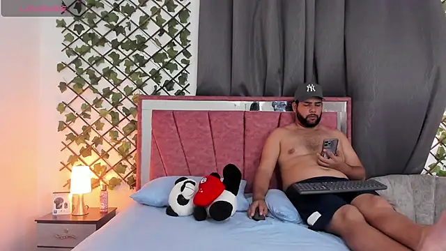 passionate love22 online show from July 25, 6:49 pm