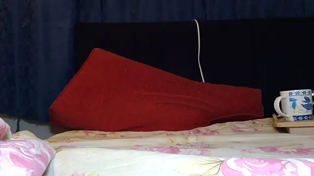 Snapshot of kendalkitty1 chatting on December 14, 3:36 pm kendalkitty1 online show from December 14, 3:36 pm