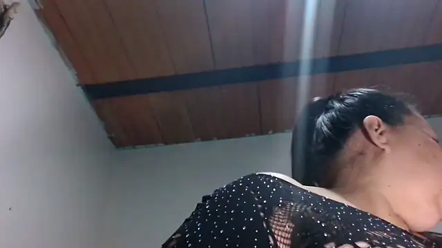 Snapshot of kendalkitty1 chatting on November 15, 6:22 am kendalkitty1 online show from November 15, 6:22 am