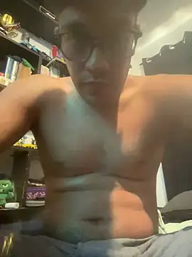 Magicerosxx69 online show from June 25, 4:33 pm