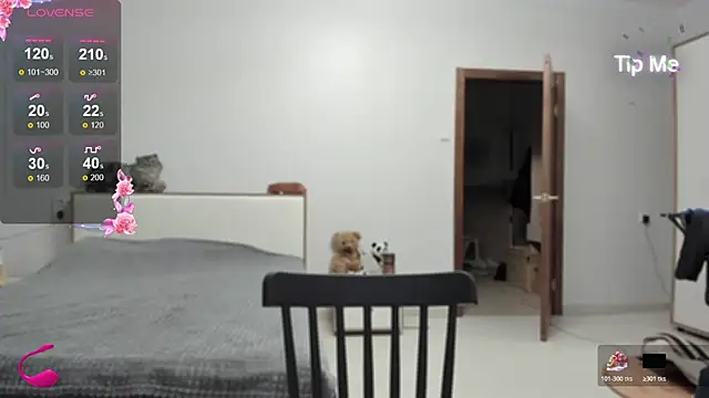 Snapshot of Brooooke chatting on October 31, 3:24 pm Brooooke online show from October 31, 3:24 pm