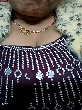 Snapshot of Ritasingh-0461 chatting on February 10, 7:15 am Ritasingh-0461 online show from February 10, 7:15 am