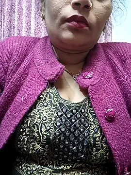 Snapshot of Ritasingh-0461 chatting on February 19, 11:49 am Ritasingh-0461 online show from February 19, 11:49 am
