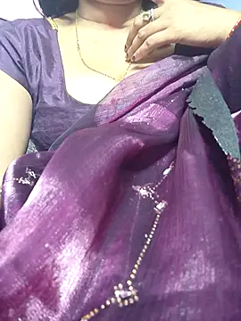 Snapshot of Ritasingh-0461 chatting on September 27, 12:15 am Ritasingh-0461 online show from September 27, 12:15 am