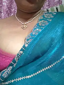 Snapshot of Ritasingh-0461 chatting on October 13, 1:11 pm Ritasingh-0461 online show from October 13, 1:11 pm