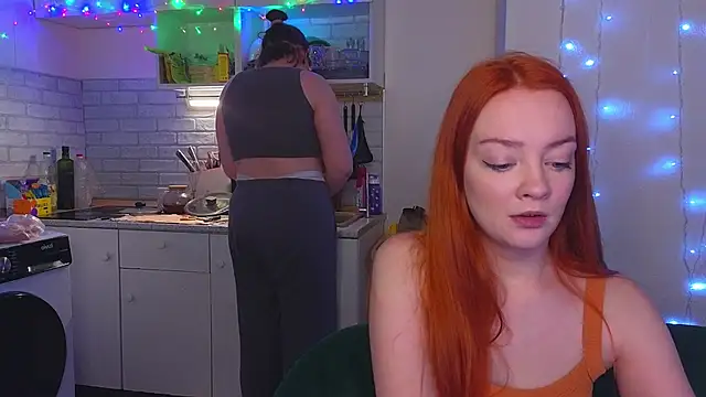 Snapshot of Radiants_two chatting on February 21, 3:24 pm Radiants two online show from February 21, 3:24 pm