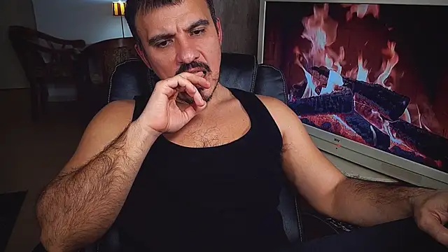 officeman7 online show from January 13, 5:23 pm