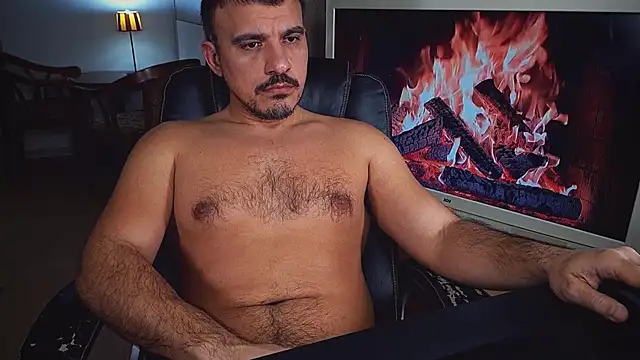 officeman7 online show from January 25, 6:13 pm