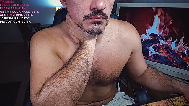 officeman7 online show from March 10, 11:49 pm