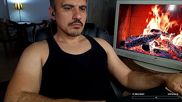 officeman7 online show from May 18, 5:52 pm