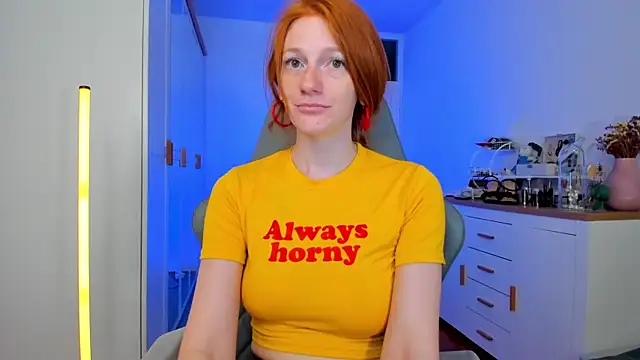 Aliceginger99 online show from July 8, 1:15 pm