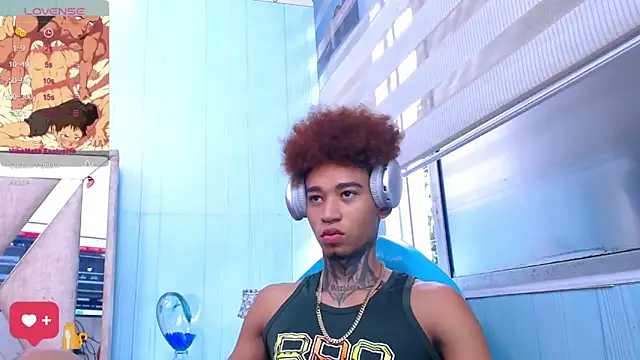 sexy blacks  online show from March 5, 3:29 pm