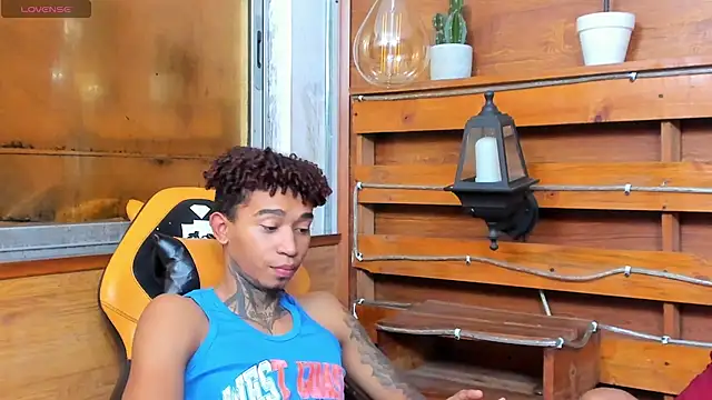 sexy blacks  online show from September 18, 11:56 am