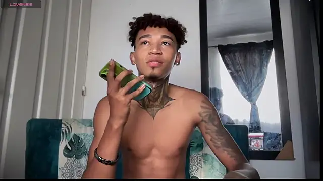 sexy blacks  online show from November 22, 12:04 pm