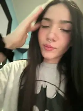 Snapshot of ShannonShanny chatting on March 1, 7:19 am ShannonShanny online show from March 1, 7:19 am