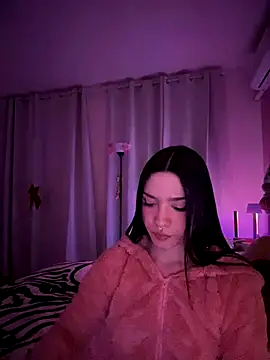 ShannonShanny online show from December 15, 7:51 pm