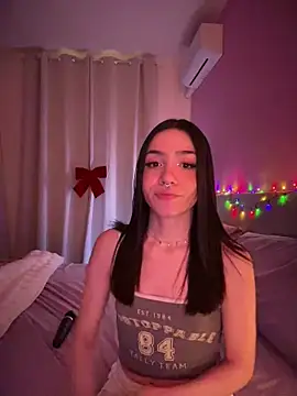 ShannonShanny online show from March 6, 3:41 pm