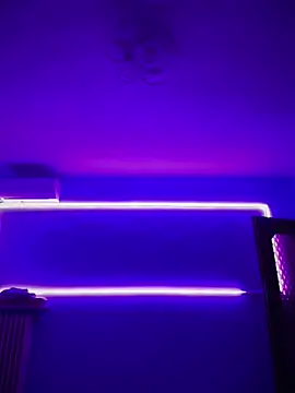 ShannonShanny online show from March 11, 5:08 pm