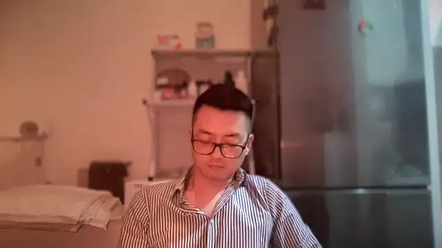 Snapshot of wangjian2324 chatting on February 16, 9:27 pm wangjian2324 online show from February 16, 9:27 pm