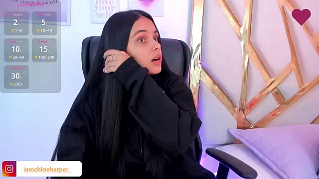 ChloeHarper  online show from November 13, 6:40 pm