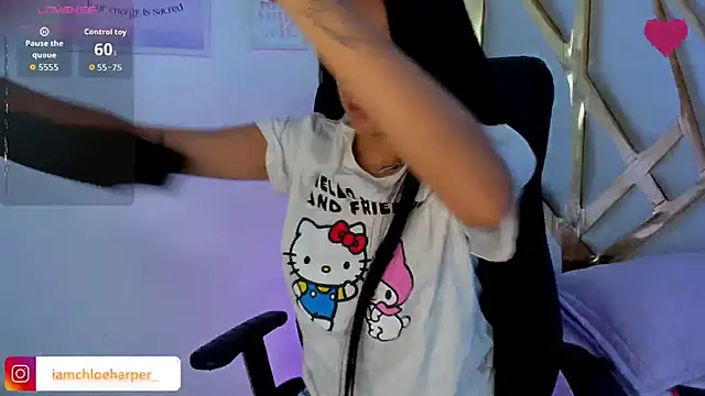 ChloeHarper  online show from November 20, 6:40 pm