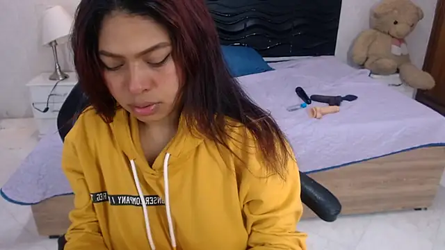 Snapshot of Naomi_Tylers chatting on March 20, 11:38 am Naomi Tylers online show from March 20, 11:38 am