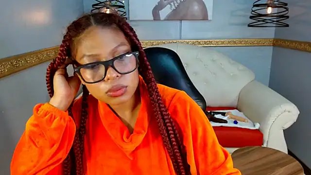 Snapshot of Naomi_Tylers chatting on November 1, 10:23 pm Naomi Tylers online show from November 1, 10:23 pm