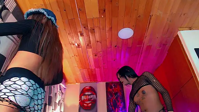 CoralineSweett online show from March 8, 7:12 am