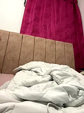 cristel 17 online show from December 9, 1:40 am