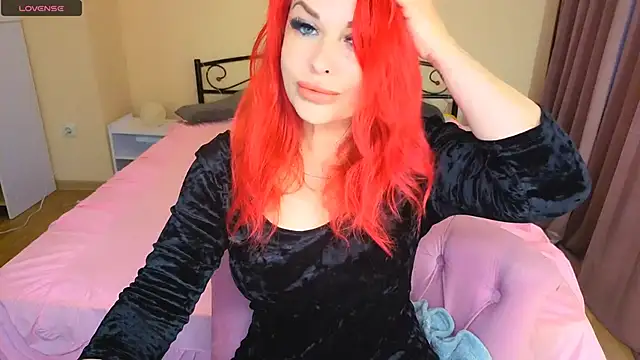RedHeadBridget online show from May 28, 5:05 am