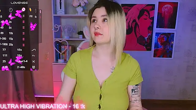 cutie mili online show from February 4, 3:33 am