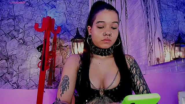 irregular fetish  online show from February 22, 9:04 pm