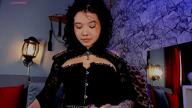 irregular fetish  online show from March 6, 8:48 pm