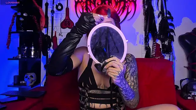 irregular fetish  online show from November 15, 8:16 pm