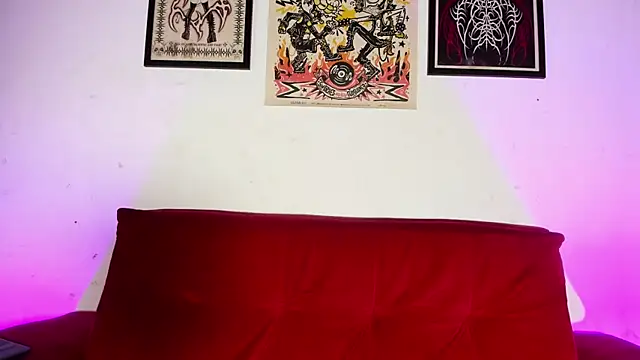 irregular fetish  online show from May 16, 12:51 am