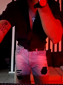 Snapshot of pretorianoo53 chatting on March 1, 4:25 am pretorianoo53 online show from March 1, 4:25 am