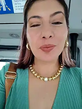 scarlett moore online show from October 4, 1:31 pm