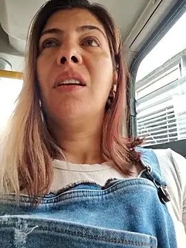 scarlett moore online show from February 15, 2:25 pm