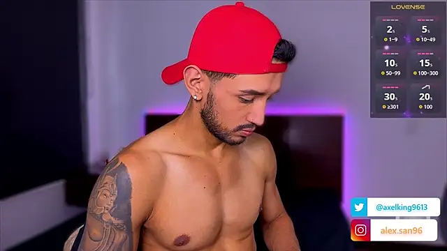 AxelKing1326 online show from October 8, 9:45 pm