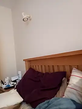 Snapshot of jonjoey123 chatting on February 5, 8:32 am jonjoey123 online show from February 5, 8:32 am