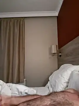 Snapshot of jonjoey123 chatting on October 3, 6:43 am jonjoey123 online show from October 3, 6:43 am