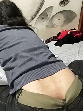 Snapshot of iirgastam3 chatting on March 6, 10:50 pm iirgastam3 online show from March 6, 10:50 pm