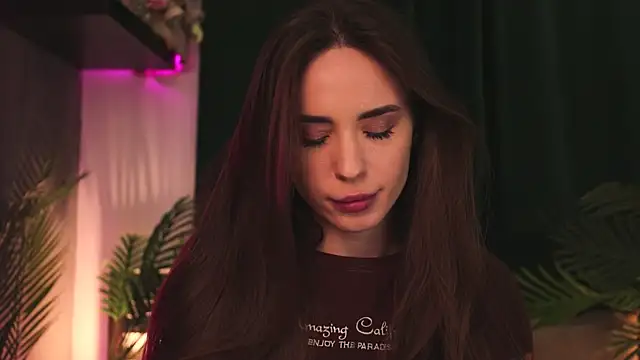 BabyYoda- online show from March 15, 11:39 pm