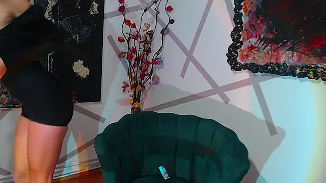 Snapshot of ZaSha__ chatting on February 6, 8:18 am ZaSha online show from February 6, 8:18 am