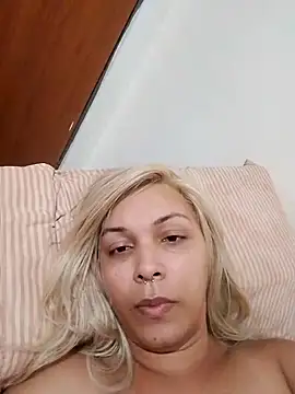 Snapshot of transgirl26 chatting on January 22, 10:05 pm transgirl26 online show from January 22, 10:05 pm