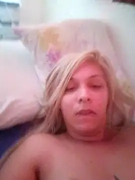 Snapshot of transgirl26 chatting on February 14, 7:44 pm transgirl26 online show from February 14, 7:44 pm