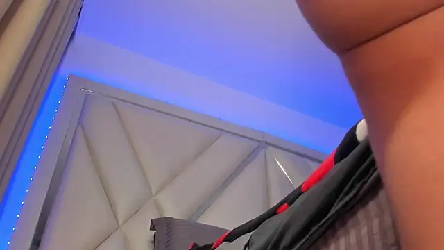 Snapshot of andreafernandz chatting on January 5, 7:38 am andreafernandz online show from January 5, 7:38 am