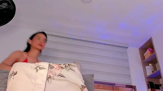 violetta-brown1 online show from December 10, 2:05 am